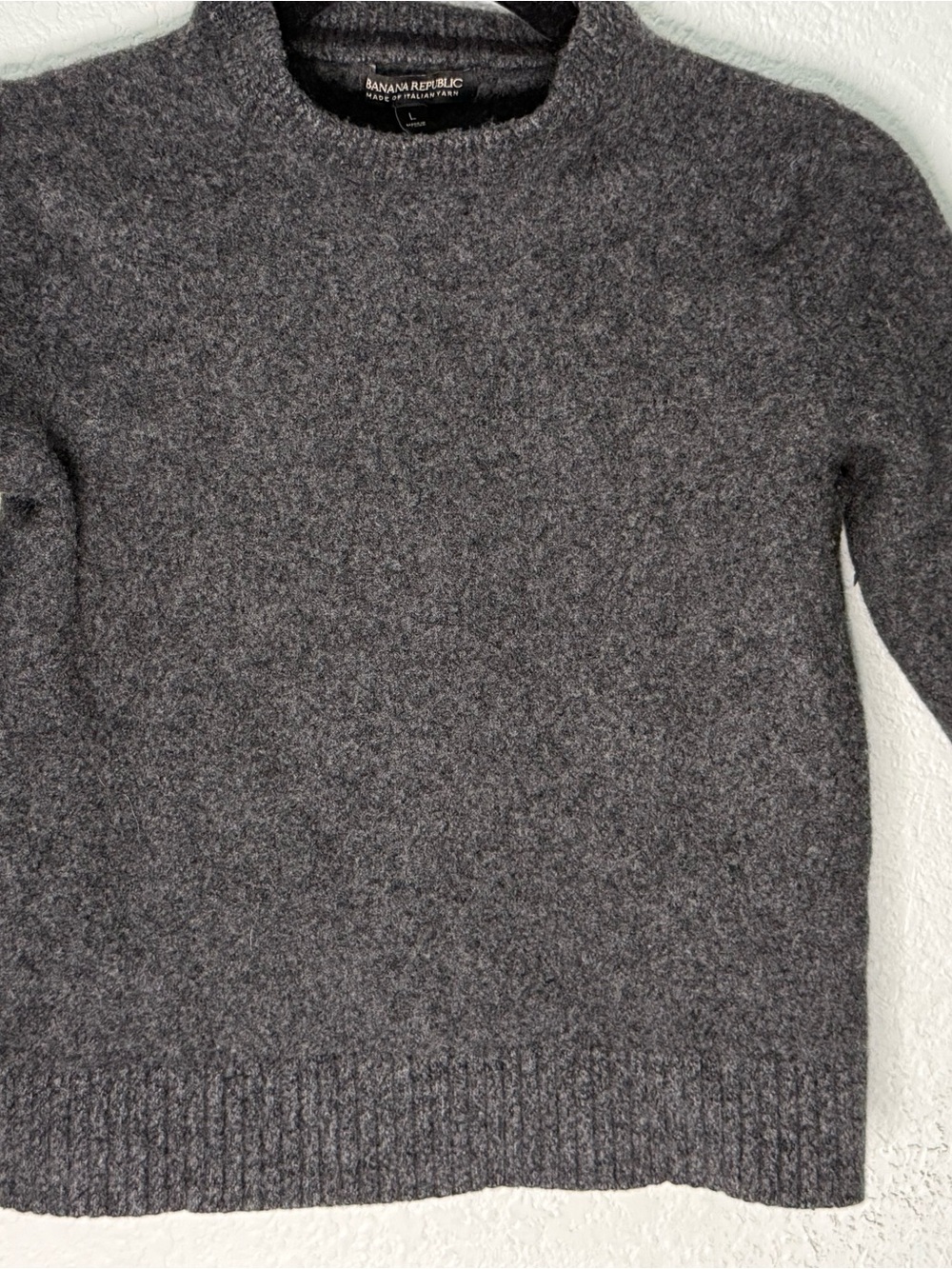 Banana Republic Kids Sz 6 Dark Charcoal Crewneck Sweater